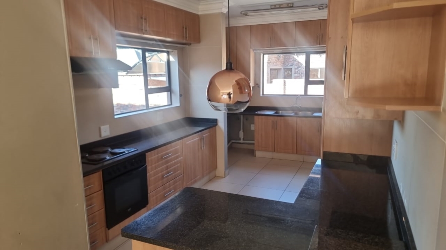 To Let 3 Bedroom Property for Rent in Doringkruin North West